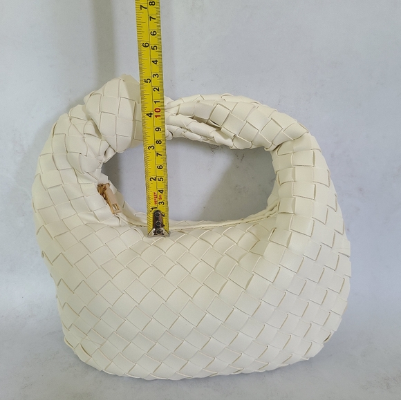 White Woven Mini Handbag - Picture 9 of 11